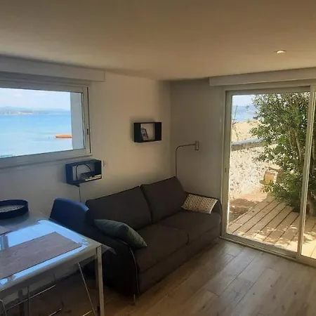 Holiday home Paulette La Galinette Et Laurent Le Goeland *